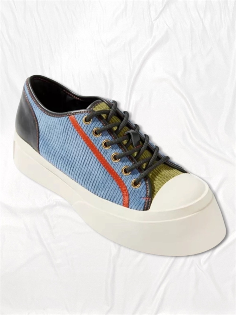 NEW Mutma Panos Sneakers • NEW